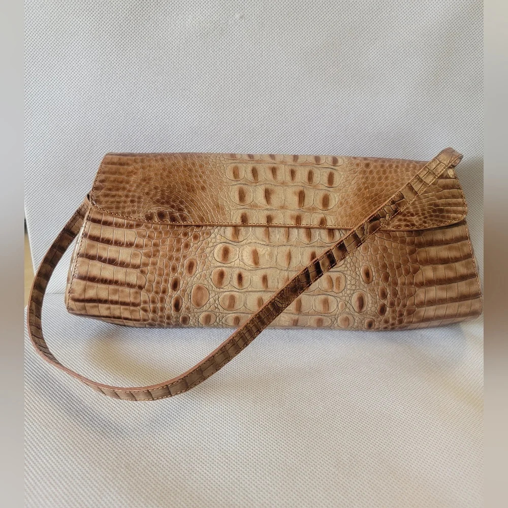 NEW - BRAHMIN TOASTED ALMOND EMBOSSED ITALIAN LEATHER SHOULDER HANDBAG OR CLUTCH